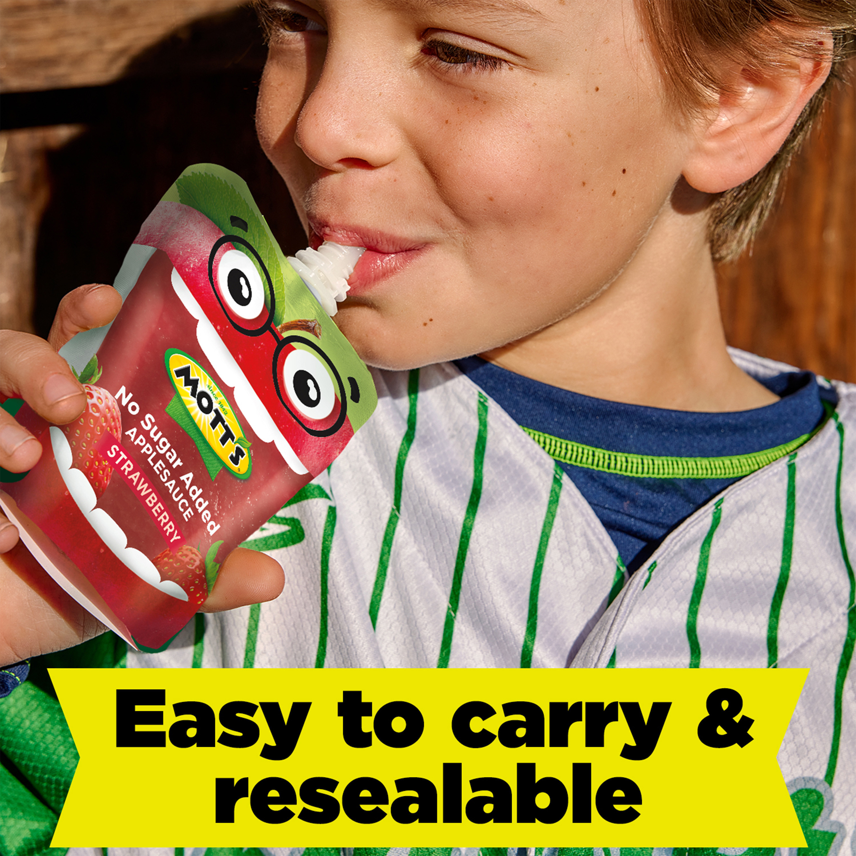 Mott's No Sugar Added Strawberry Applesauce, 3.2 oz clear