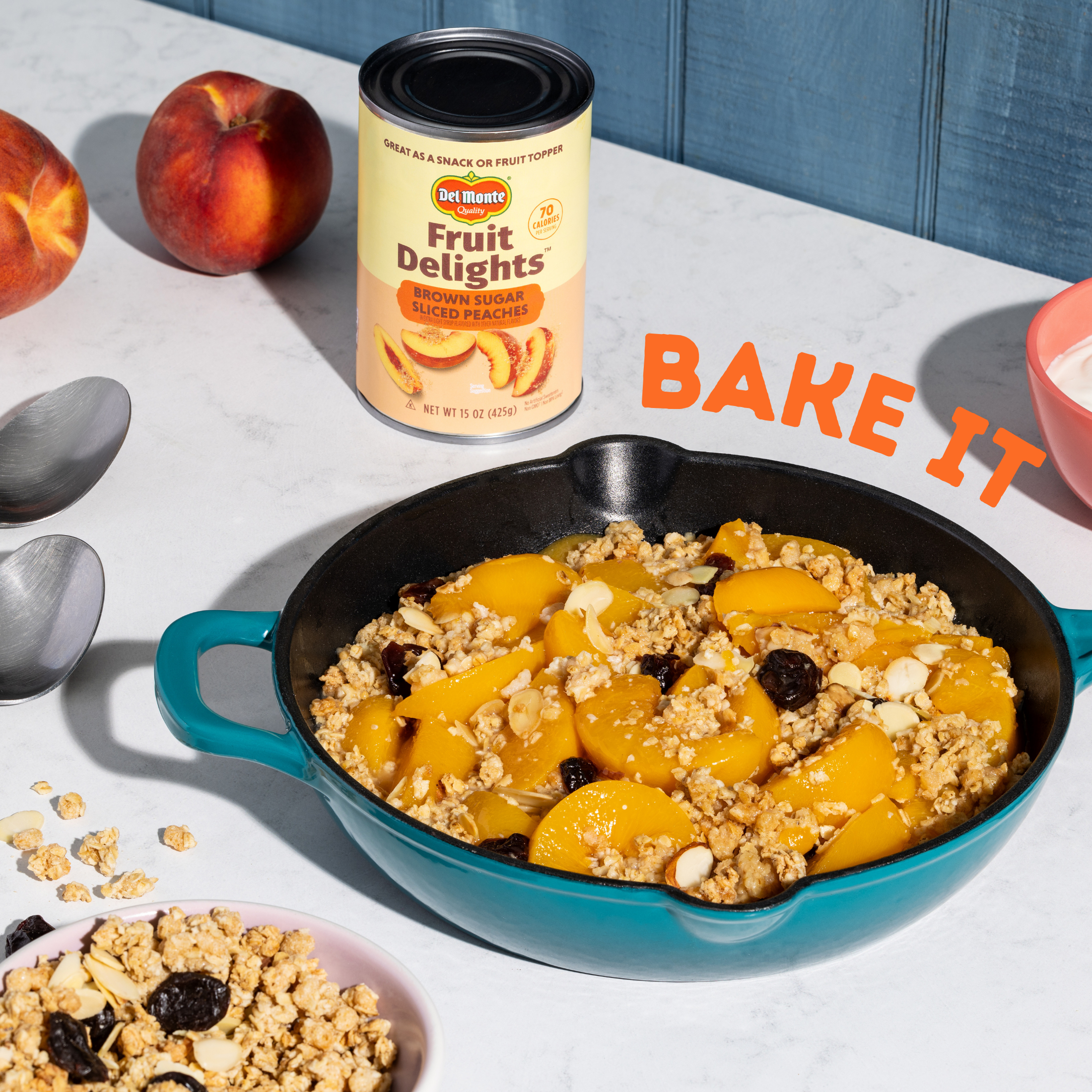 Del Monte Fruit Delights Sliced Peaches in Brown Sugar Extra Light