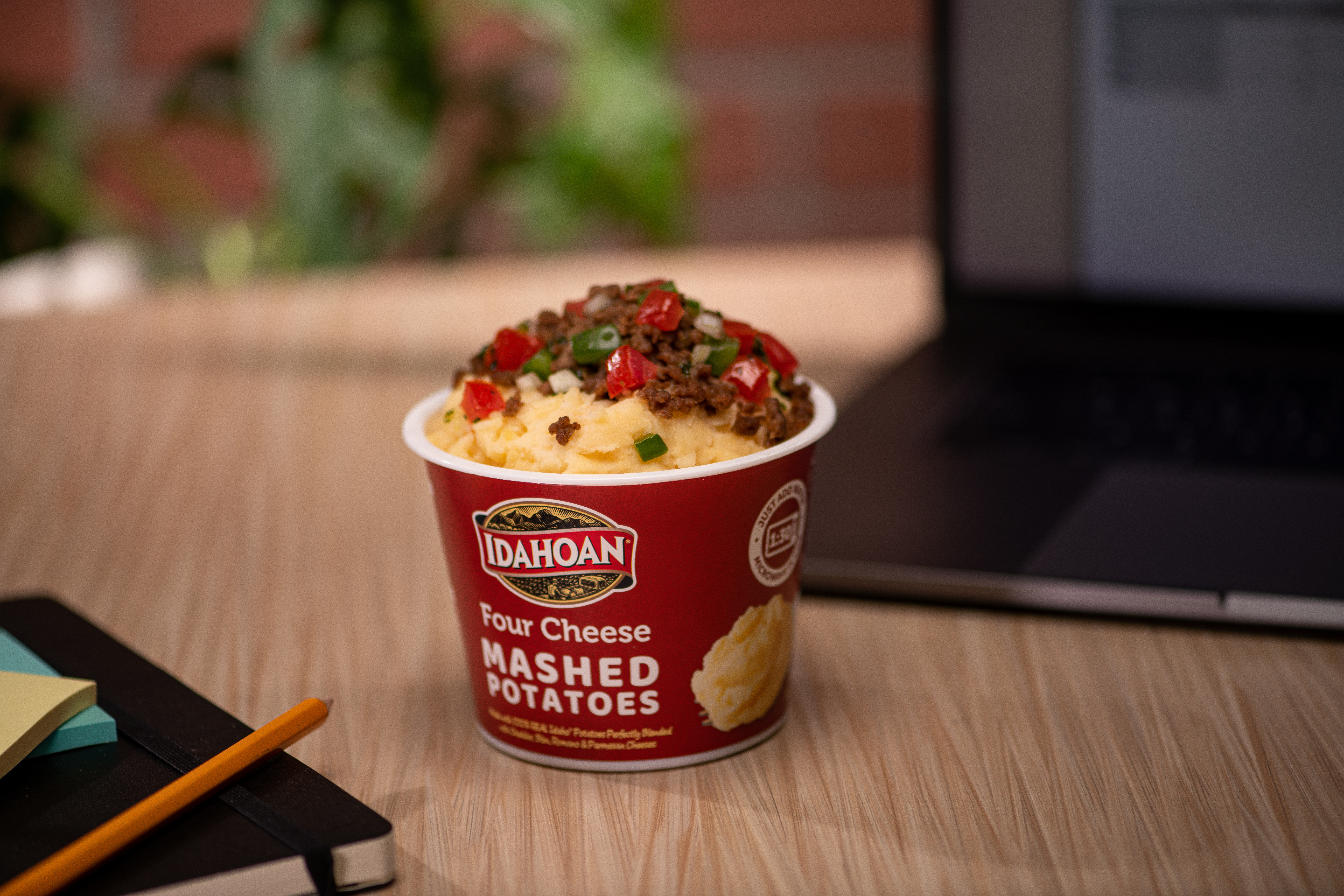 Idahoan Four Cheese Mashed Potatoes Cup, 1.5 oz (Pack of 4