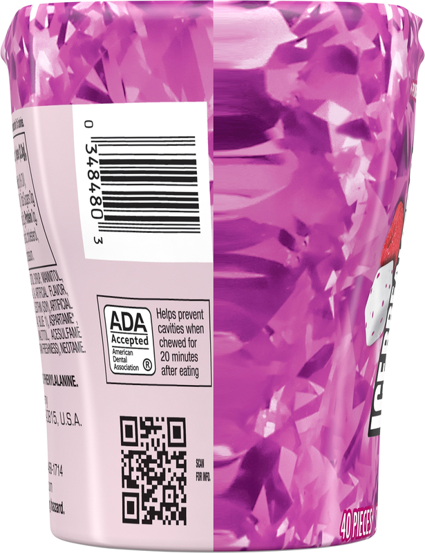 ICE BREAKERS Ice Cubes Raspberry Sorbet Sugar Free Chewing Gum