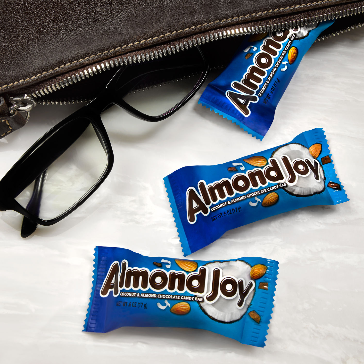 ALMOND JOY Coconut and Almond Chocolate Snack Size, Candy Bag