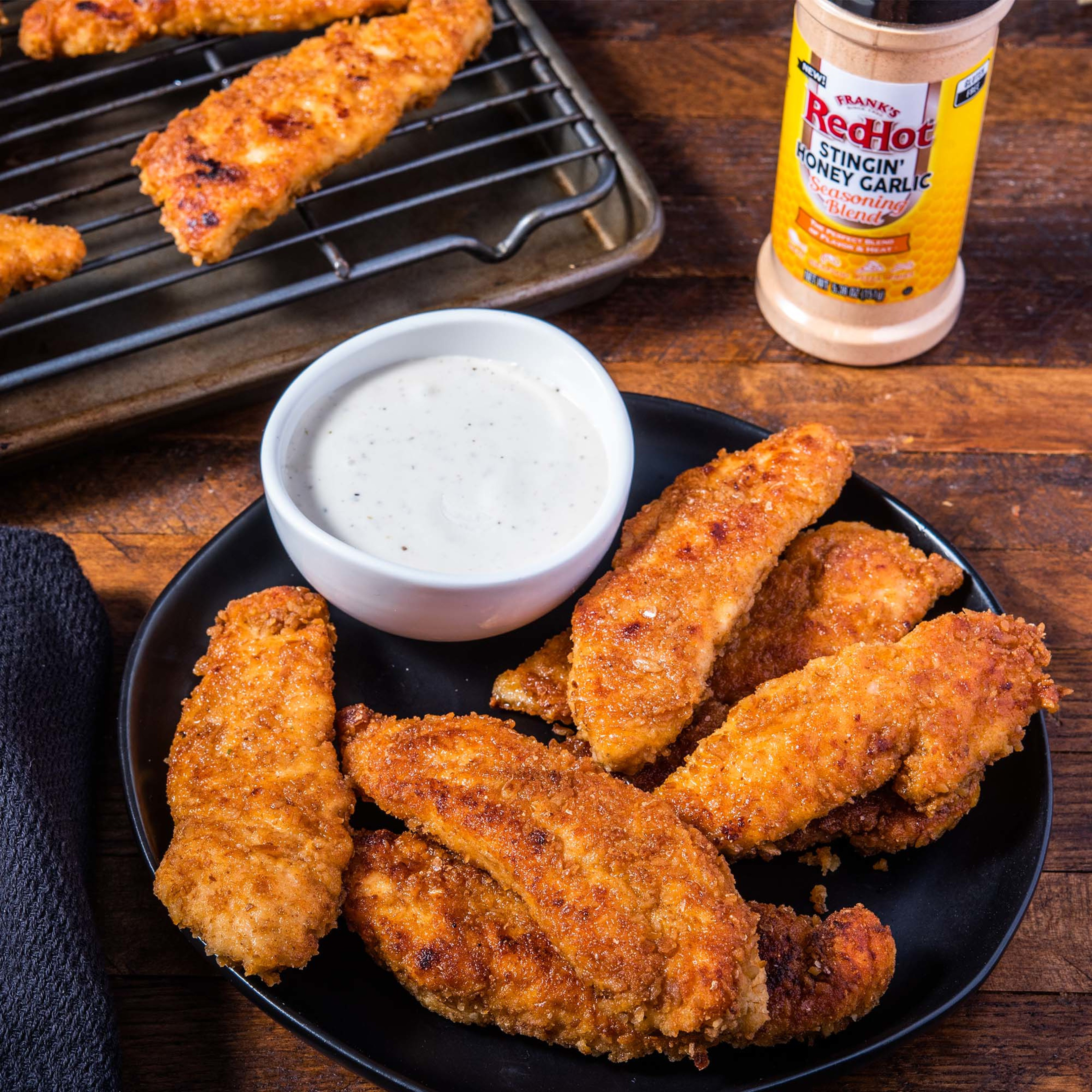 Frank's RedHot Stingin' Honey Garlic Seasoning Blend | Giant Eagle