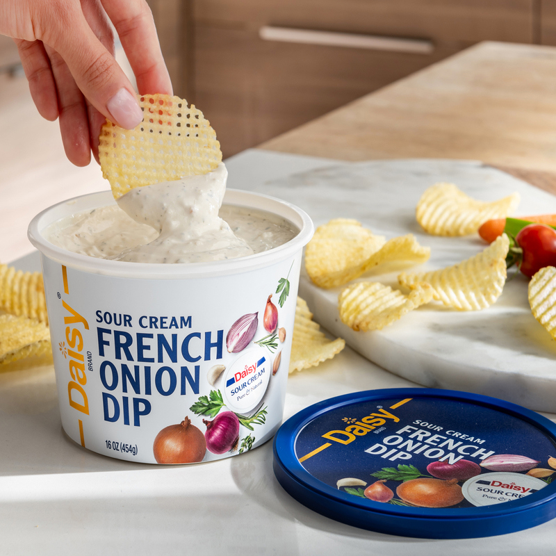 Daisy Dip, French Onion, Sour Cream | Giant Eagle | Because It