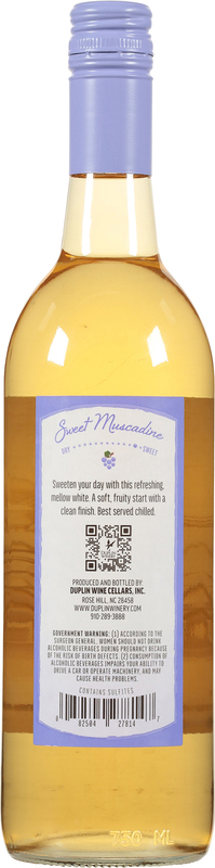 Duplin White North Carolina Sweet Muscadine Wine | Giant Eagle