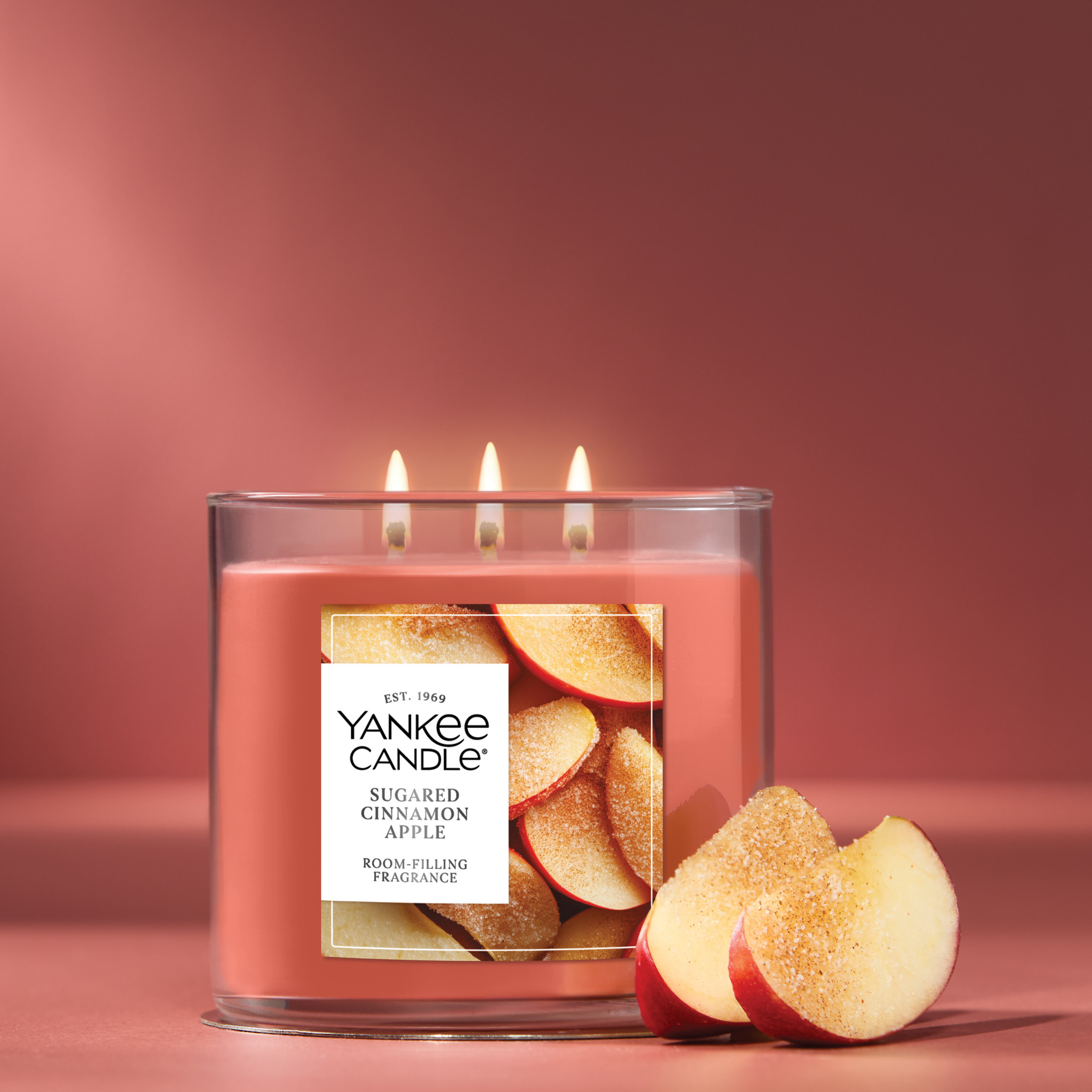 Yankee Candle 3 Wick Candle Jar, Scented Candle with up to 40
