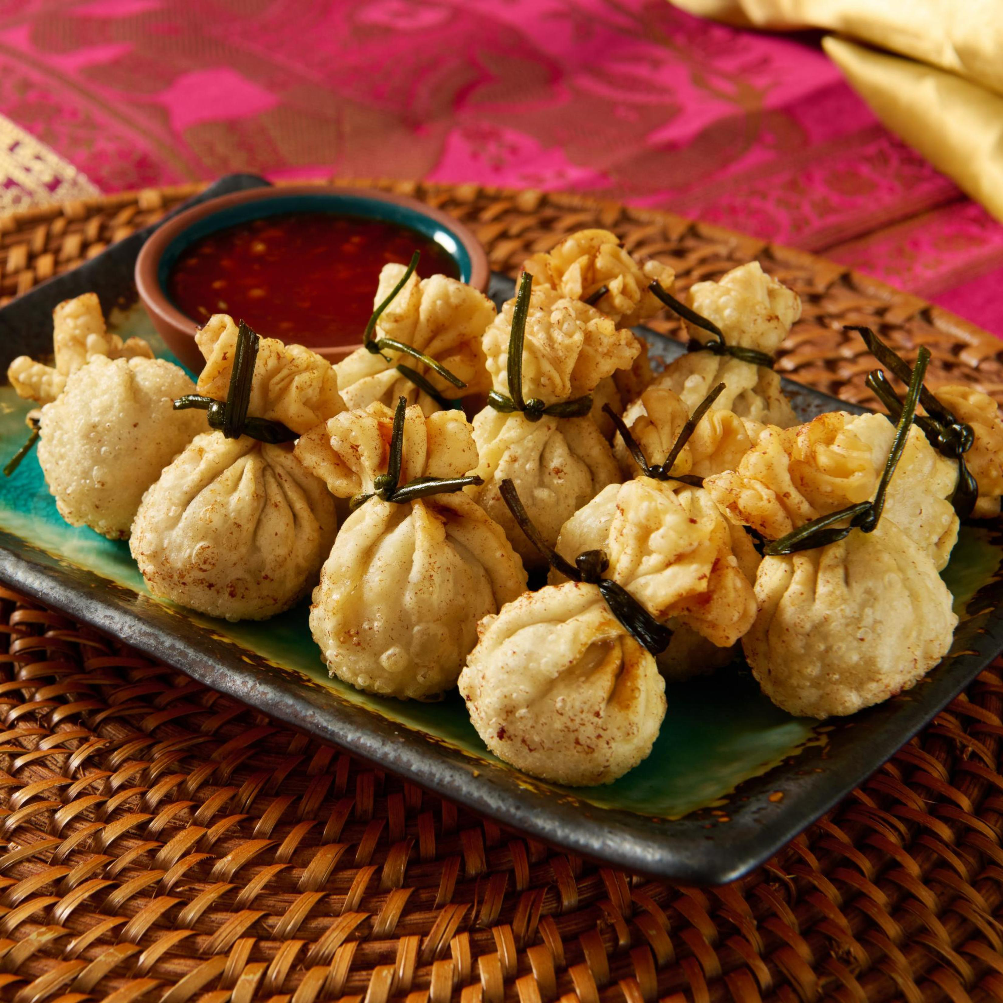 Thai Kitchen Sweet Red Chili Dipping Sauce, Gluten Free | Giant